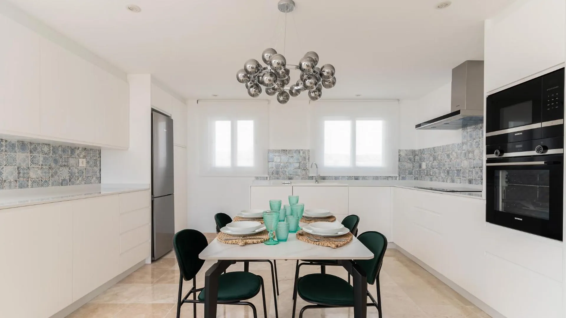 Paraiso Penthouse Unique Sea View To Gibraltar Estepona Appartement