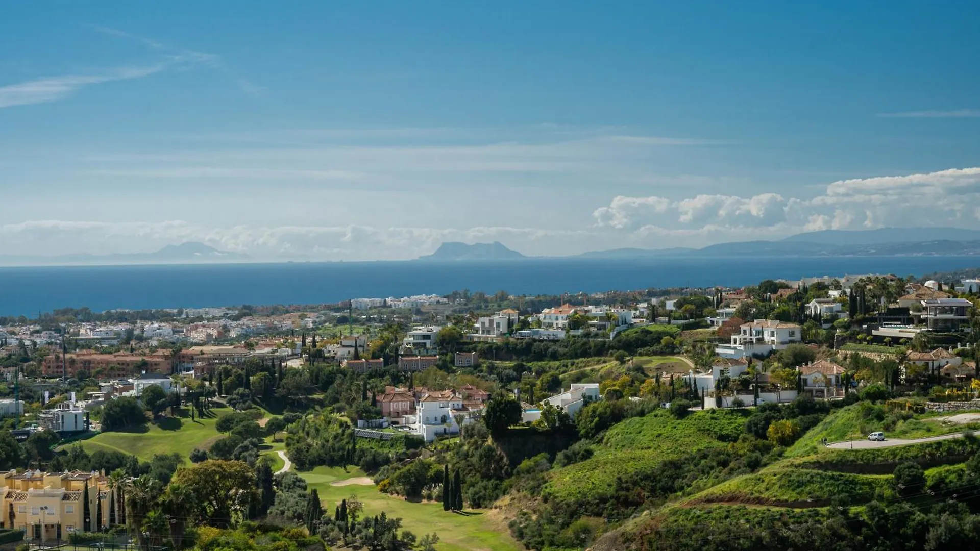 Paraiso Penthouse Unique Sea View To Gibraltar Estepona
