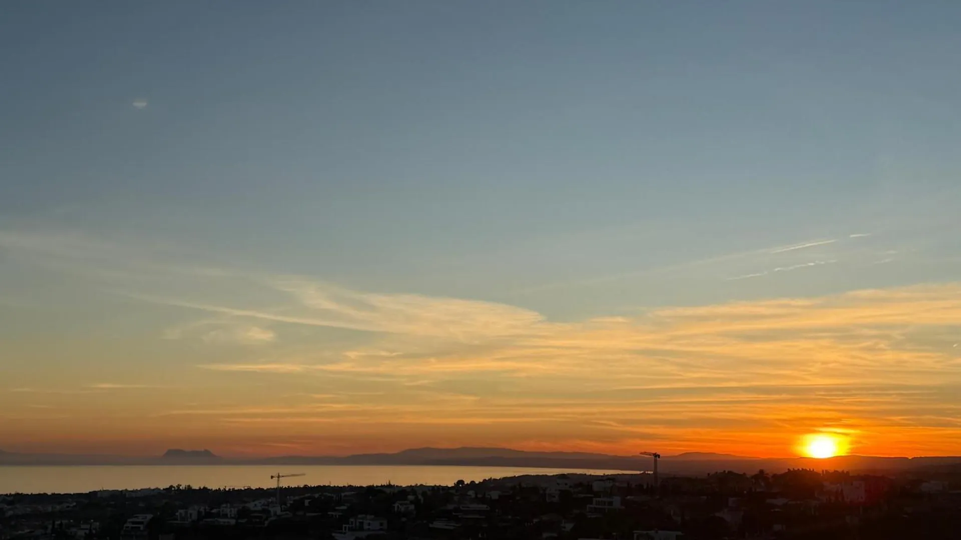 Paraiso Penthouse Unique Sea View To Gibraltar Estepona 0*,